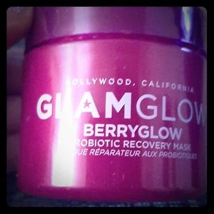 GLAMGLOW probiotic mask
